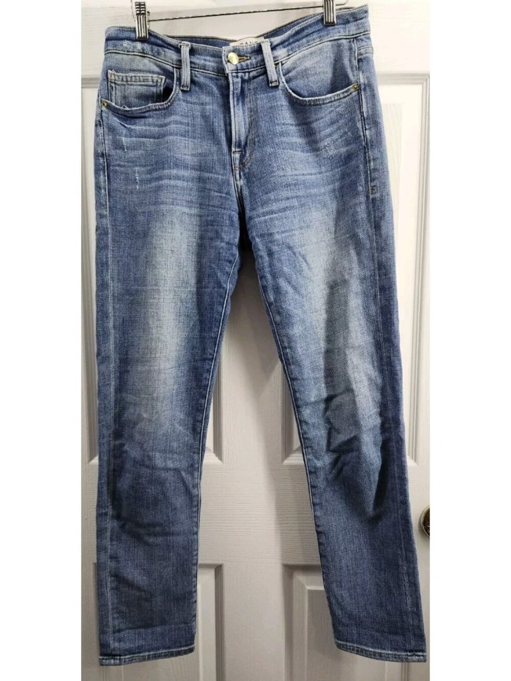 Frame Denim Le Boy Levine Wash 27 X 28 Light Distressing